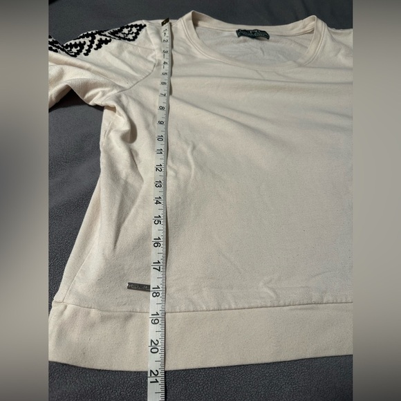 Cream Pullover with Aztec Embroidered Sleeves. LRL Women’s Pullover. Crew Neck. - Picture 5 of 11